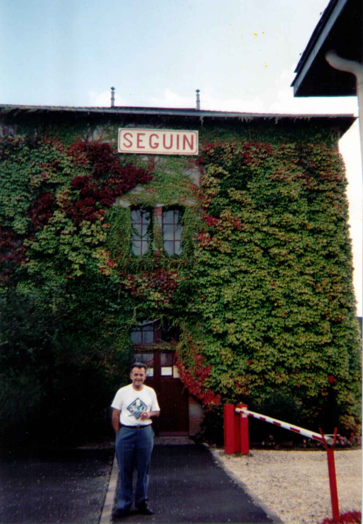 Seguin-Dist-02a.jpg